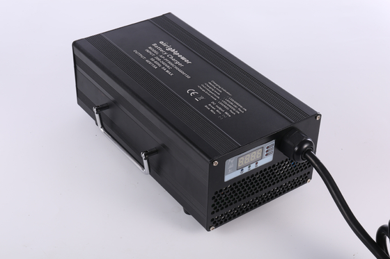 выключение черного цвета электропитания конвертера DC AC 1000W 1200W 1500W автоматическое